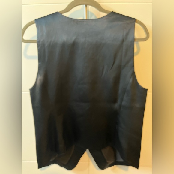 Madewell Button Front Vest Top in Stretch Satin - Picture 3 of 14